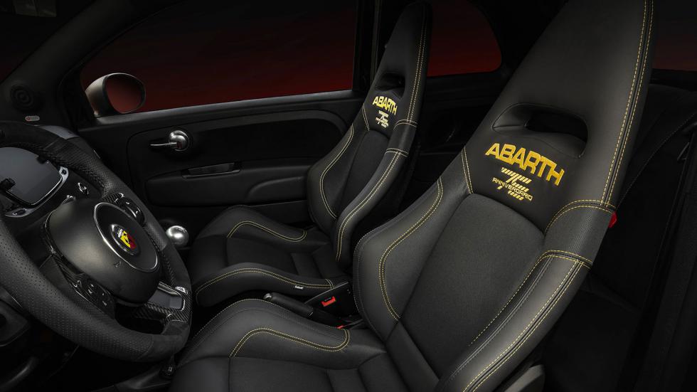 Το νέο Abarth 695 75° Anniversario «αποχαιρετά» τον 1.4 T-Jet κινητήρα